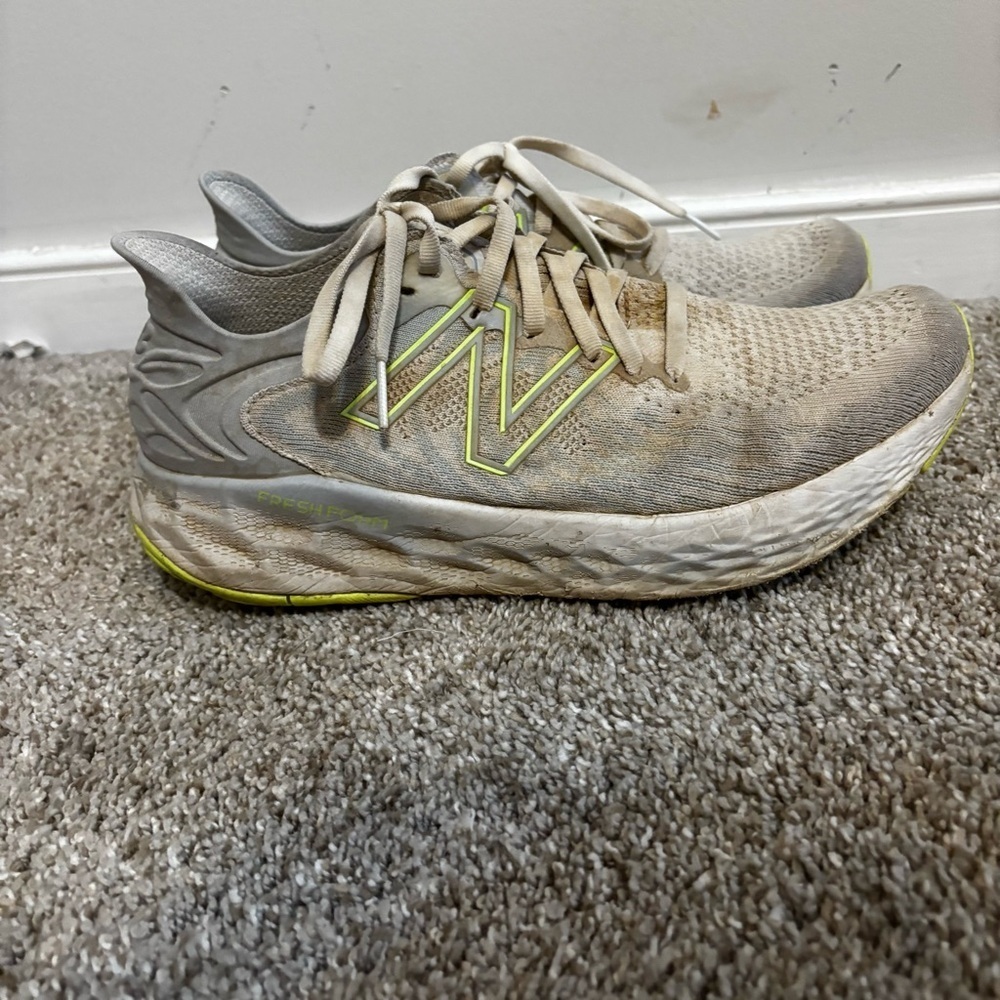 New Balance Women Fresh Foam 1080v11 running shoes White Bleached Lime Glow 10.5 - Picture 3 of 7